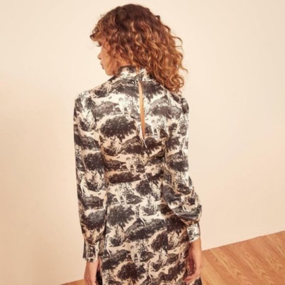 Reformation Maple Dress - Picture 4 of 13